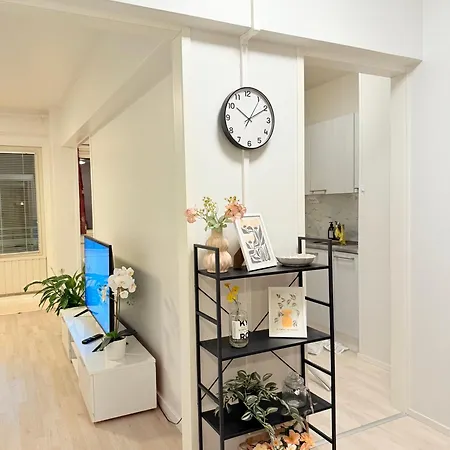 10 Mins To Center, Free Parking Apartment Helsinki