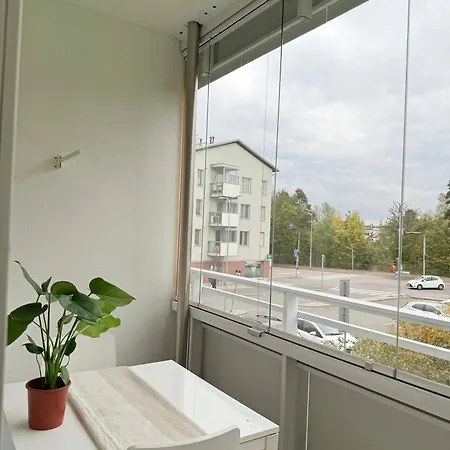 10 Mins To Center, Free Parking